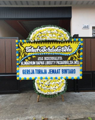 Papan Bunga Duka di Rumbai Pesisir